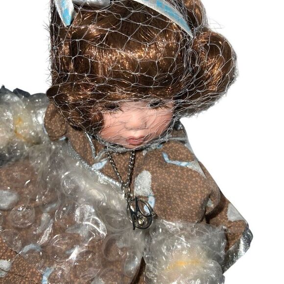 Marie Osmond Fine Collectibles Hershey’s Kisses Porcelain Doll - Picture 4 of 9